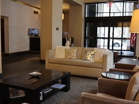 3rd image of 300 Rector Pl APT 6H