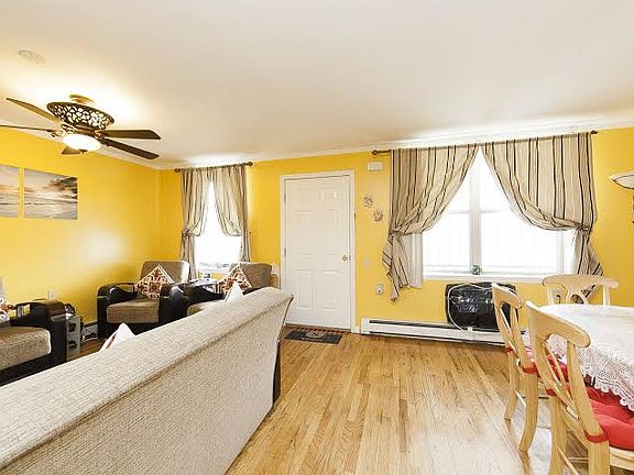 3rd image of 2030 Bergen St #1