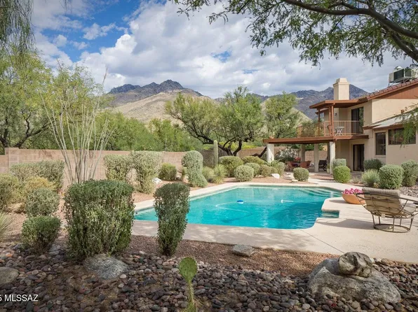 5738 N Via Umbrosa, Tucson, AZ 85750