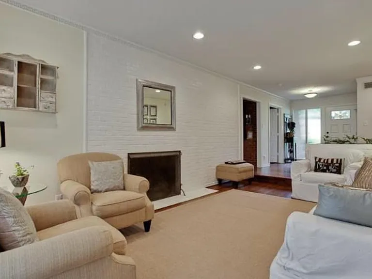1035 Tranquilla Dr — Photo 4