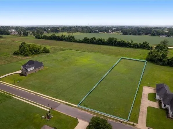 1320 Bonaire Trce #44, Alexandria, LA 71303