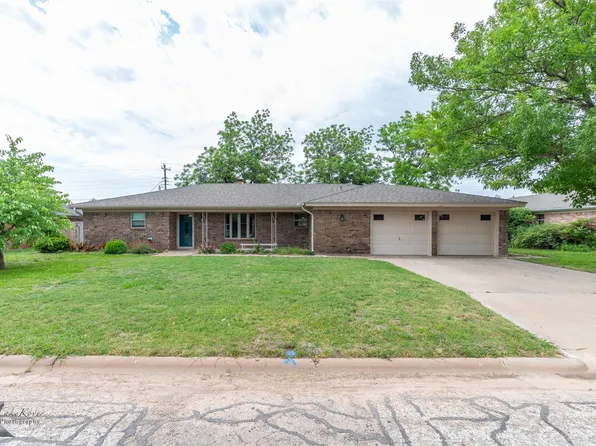 2957 Arrowhead Dr, Abilene, TX 79606