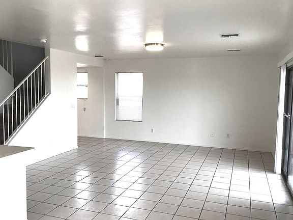 5th image of 2038 W Silver Grass Pl