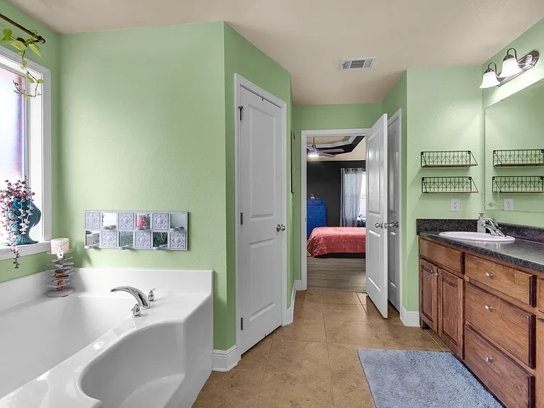 6165 Winchester Cir — Photo 21