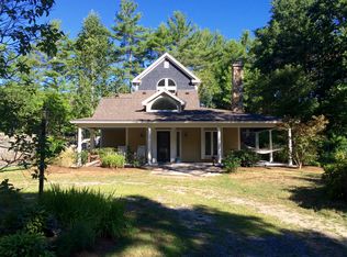 4 Ledge View Ln, Cape Neddick, ME 03902