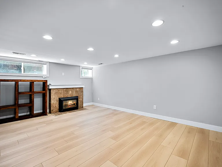 4524 Decatur St — Photo 21