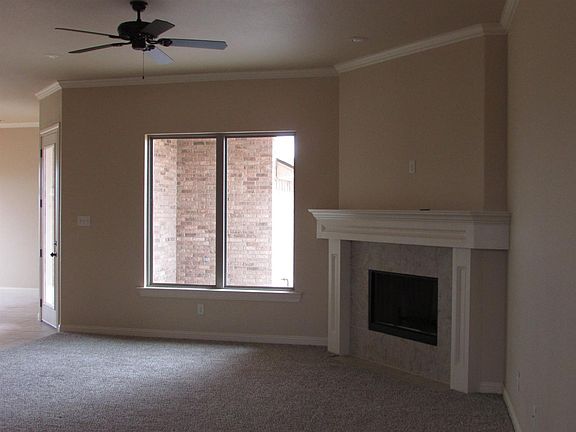 3rd image of 1206 N Vinton Ave