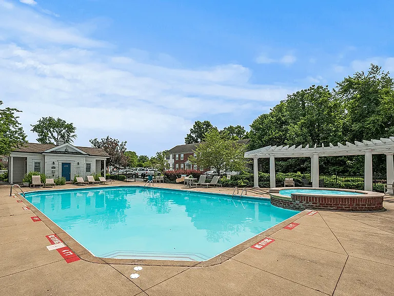 Sparkling Swimming Pool!