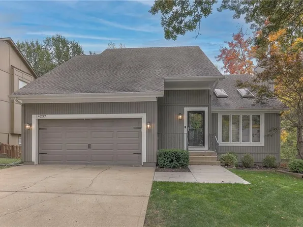 14237 W 121st St, Olathe, KS 66062