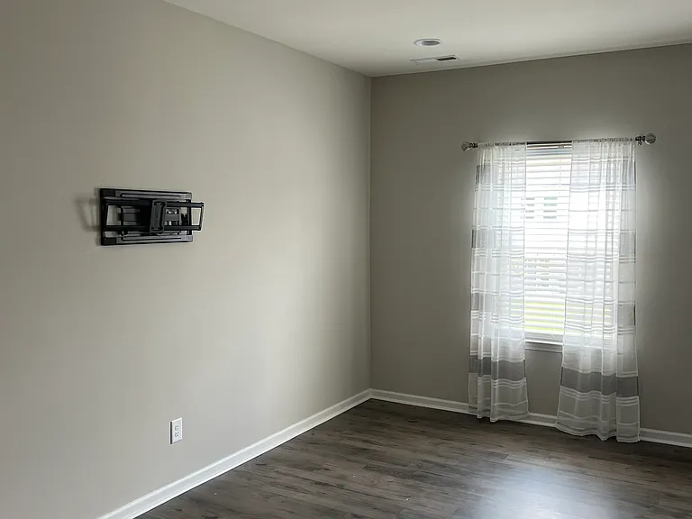 13333 Porter Creek Rd — Photo 2