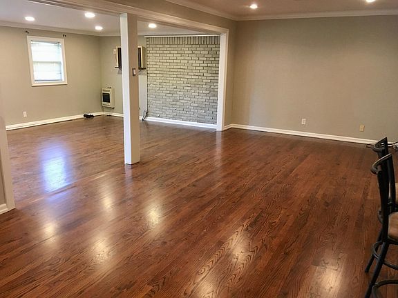 4th image of 2309 Ashland Ave