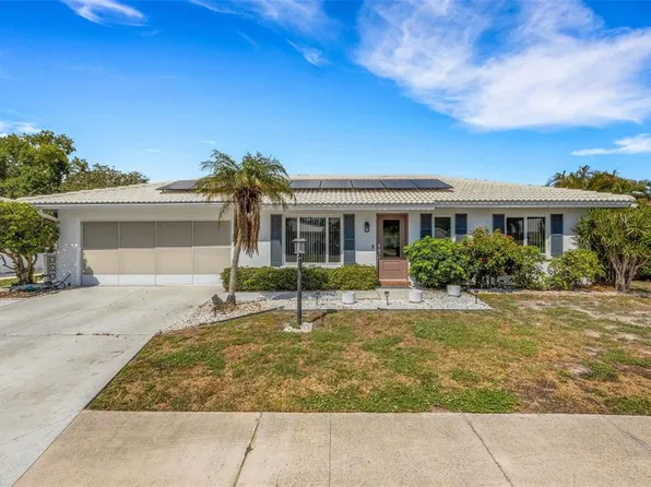 1306 Bottlebrush Dr, Bradenton, FL 34208