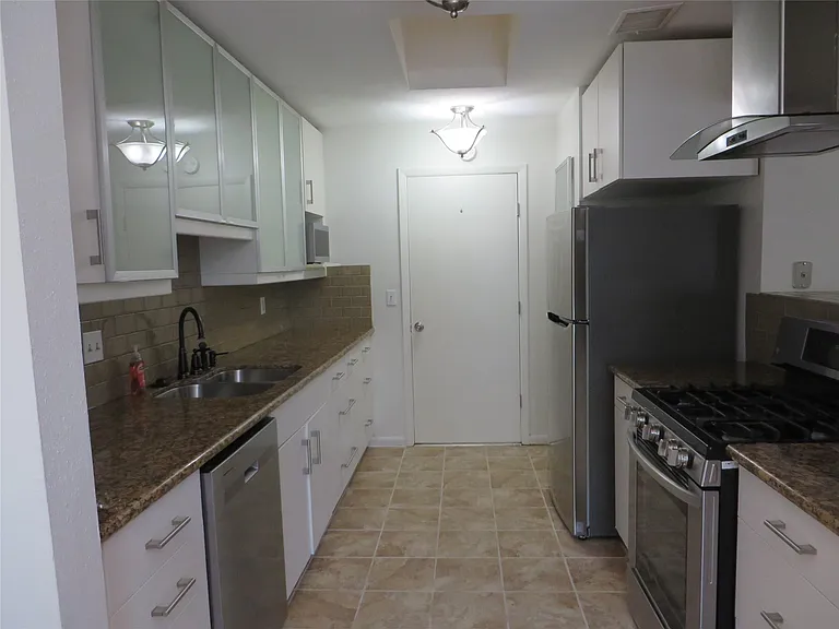 2815 Old Fort Rd — Photo 5