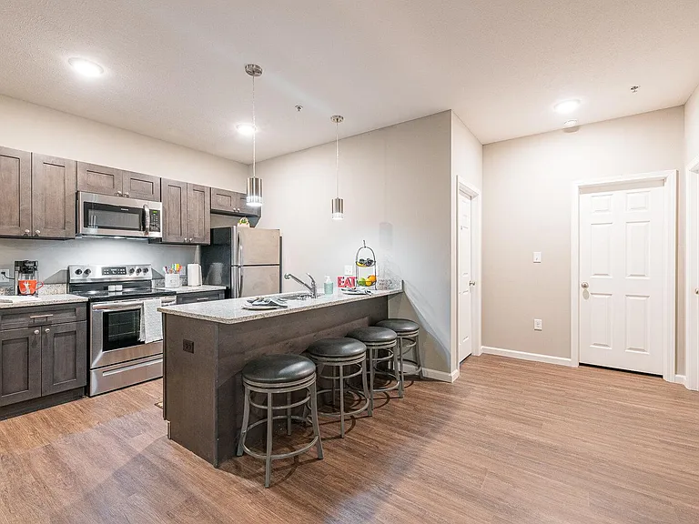 1637 Clifton St #101 — Photo 1