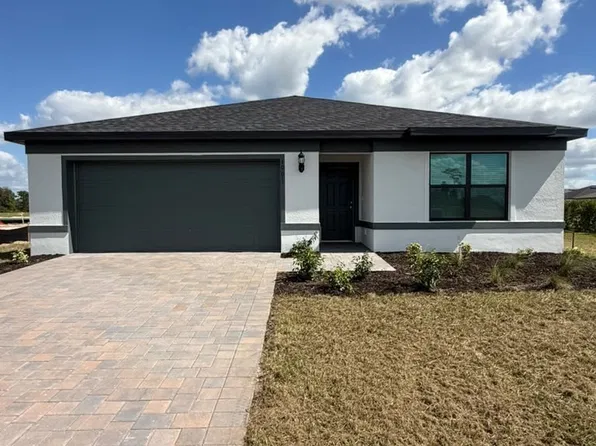 1001 Caloosa Breeze Dr, Labelle, FL 33935