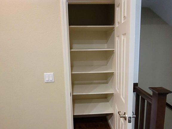 5th image of 1511 Bond St #1511