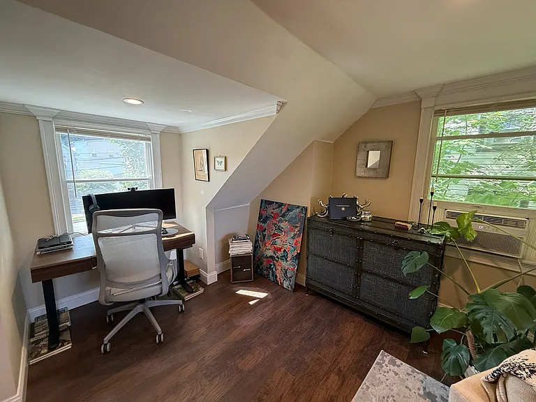 101 Elm St #B — Photo 4
