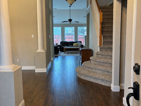 4th image of 3808 Ash Ln
