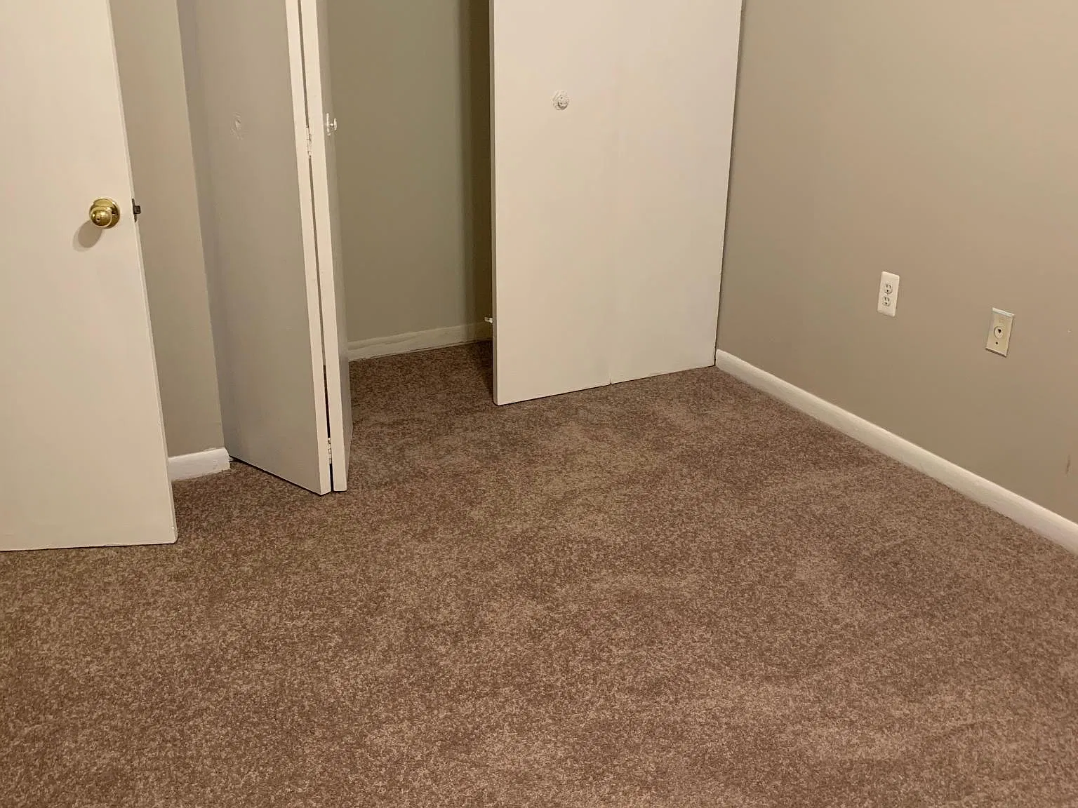 2493 Pyrenees Ct — Photo 4