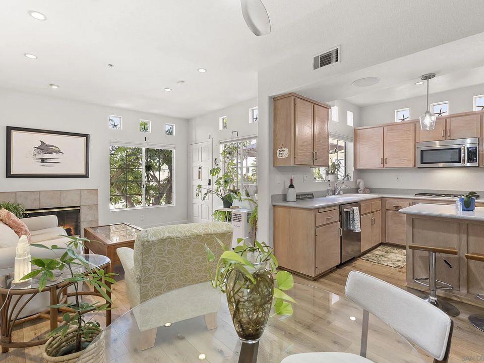 1st image of 221 Donax Ave Unit 4