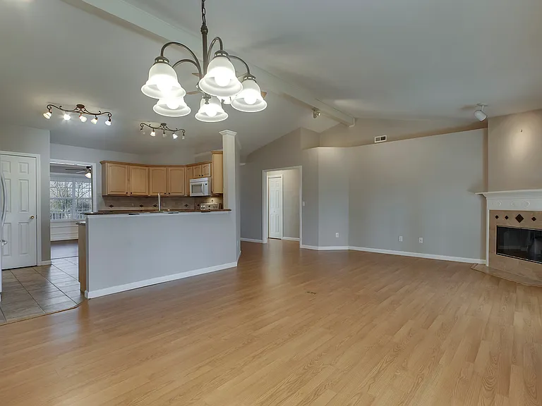 190 Amohi Way — Photo 6