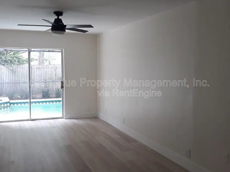 309 Fairfield St — Photo 11