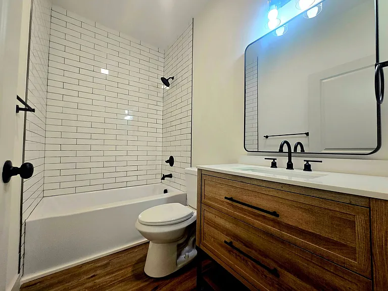 1331 Lee Ln — Photo 16