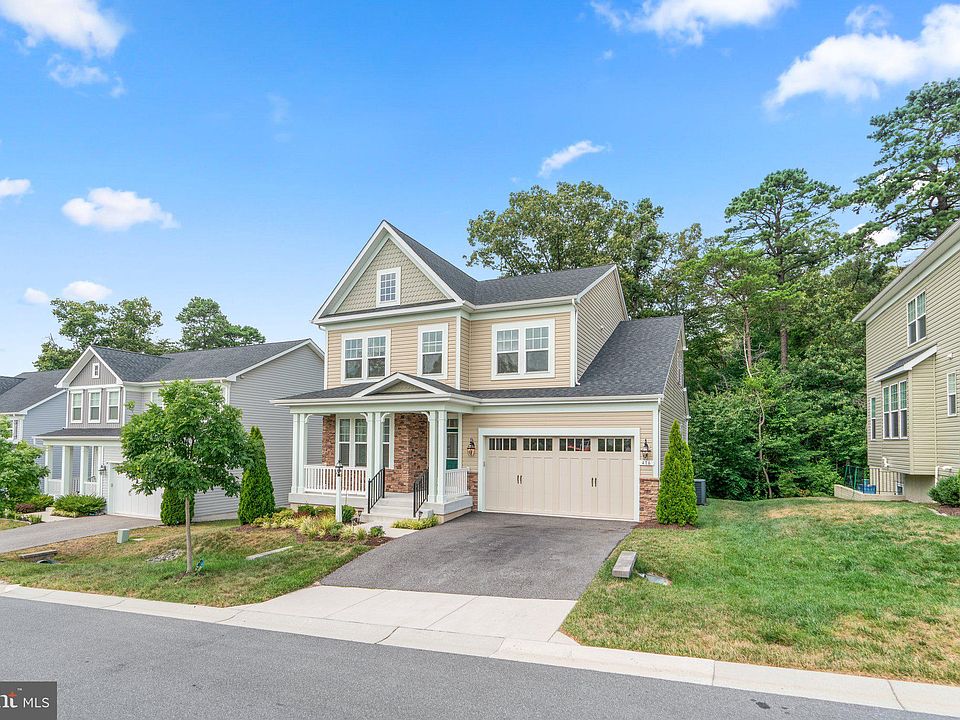 1st image of 416 Kosmill Dr