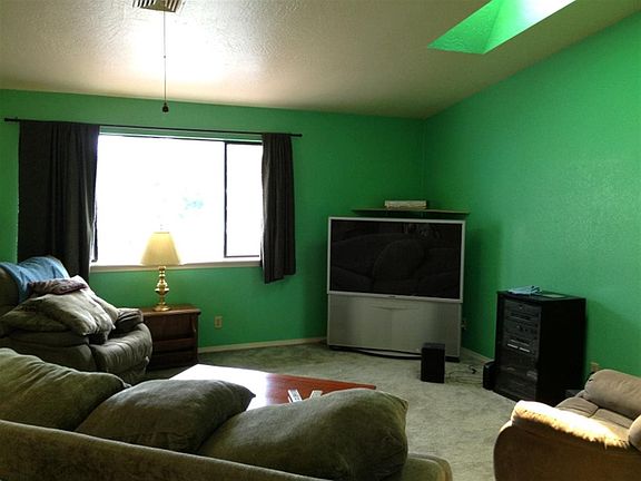 4th image of 2705 Nickel Ave