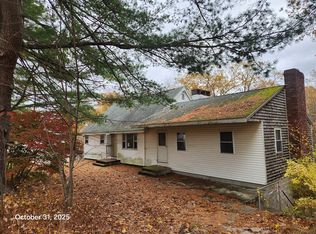7 Pine Hill Rd, Grafton, MA 01560