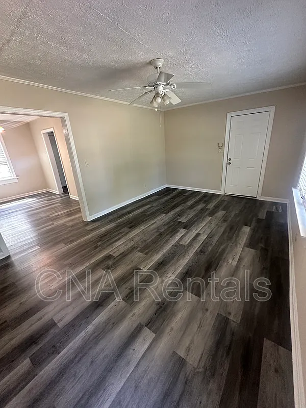 2 bed, 1.0 bath, 900 sqft, $1,450 — Photo 4