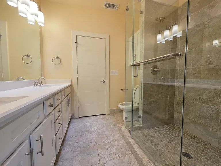 5905 Ross Ave #5 — Photo 22