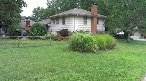 5th image of 3308 S Leslie Ave