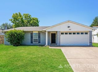 1713 Clark Trl, Grand Prairie, TX 75052