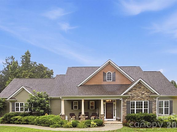 2nd image of 3020 Archer Way Dr