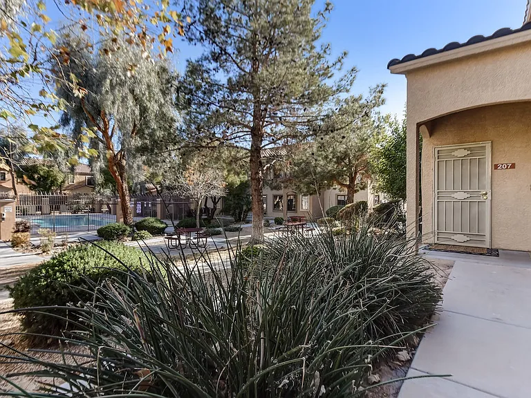 2071 Hussium Hills St #207 — Photo 15