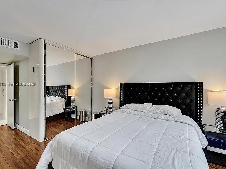 1430 Sheridan St #1G — Photo 31