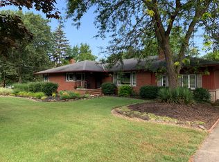 7001 Parkland Dr, Independence, OH 44131