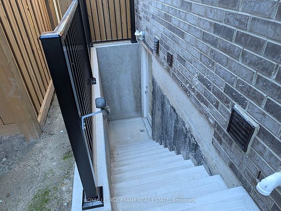 3rd image of 41 Morley Cres #Basement
