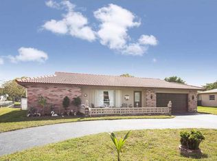 9504 NW 66th St, Tamarac, FL 33321