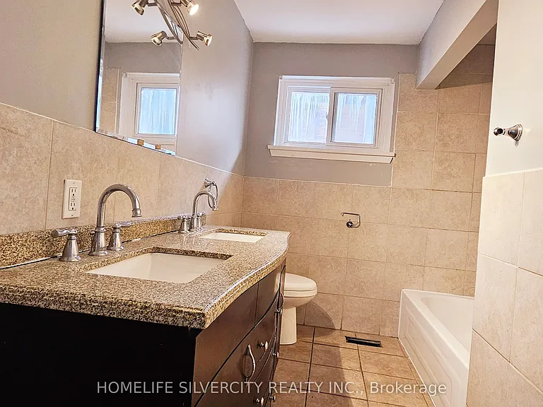 31 Windermere Ct #UPPER — Photo 20