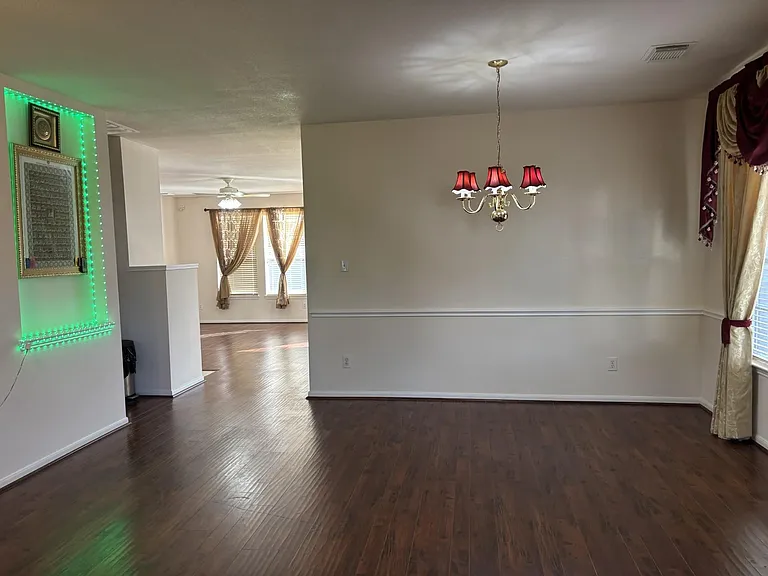 5514 Gatesprings Ln — Photo 4