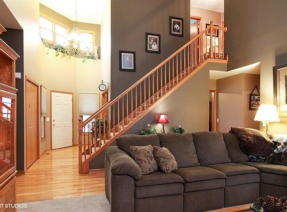 Two story entrance