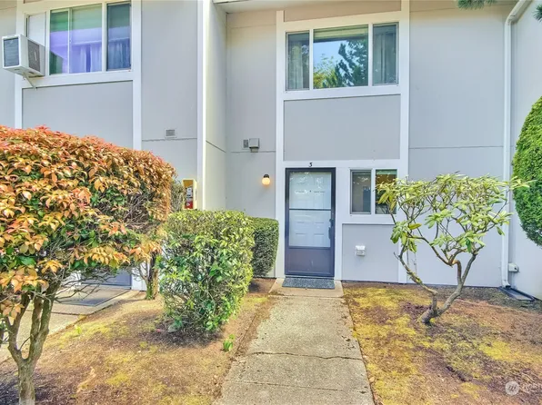 25220 105th Place SE #Q3, Kent, WA 98030