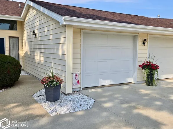 202 E 22nd St APT 4, Atlantic, IA 50022