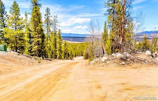 4th image of 275 Mt Elbert Drive