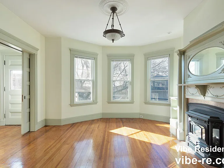 10-12 Castlerock St #2 — Photo 7