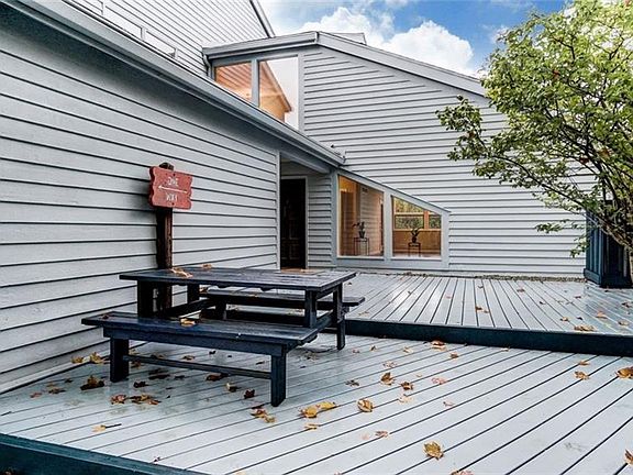 2nd image of 5004 Alpine Rose Ct