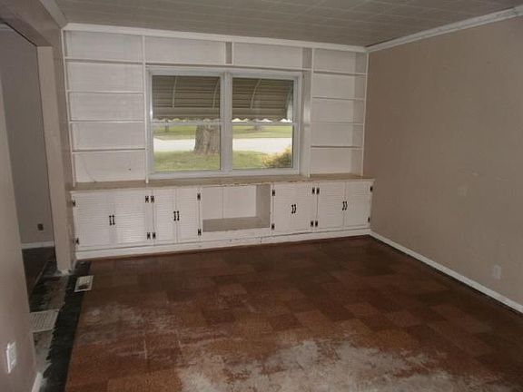 3rd image of 777 Vinnedge Ave