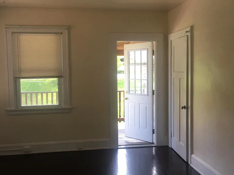 2612 Duck Creek Rd #4 — Photo 1